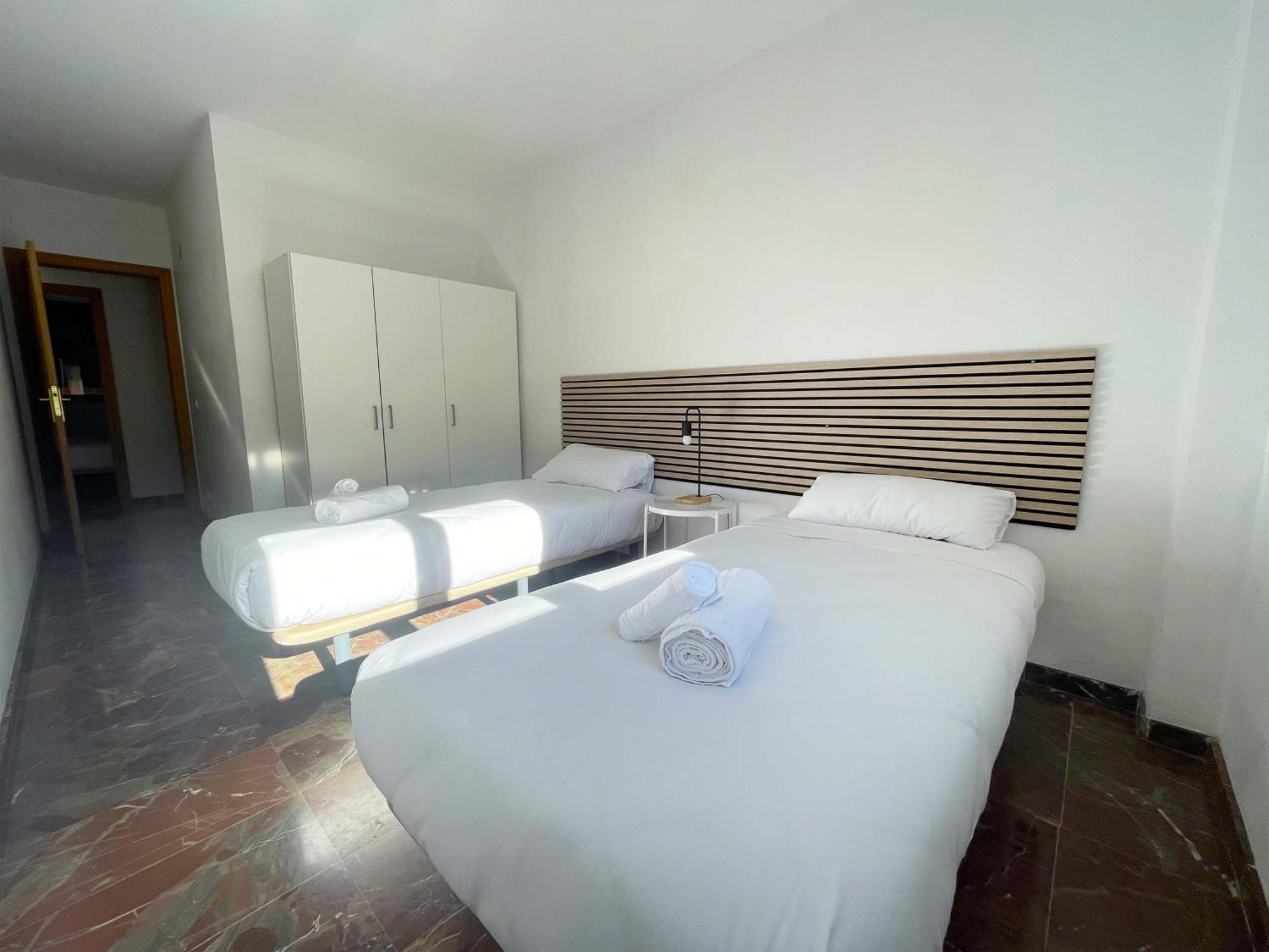 Apartamentos El Pilar Suites 3000 Saragossa Exterior foto